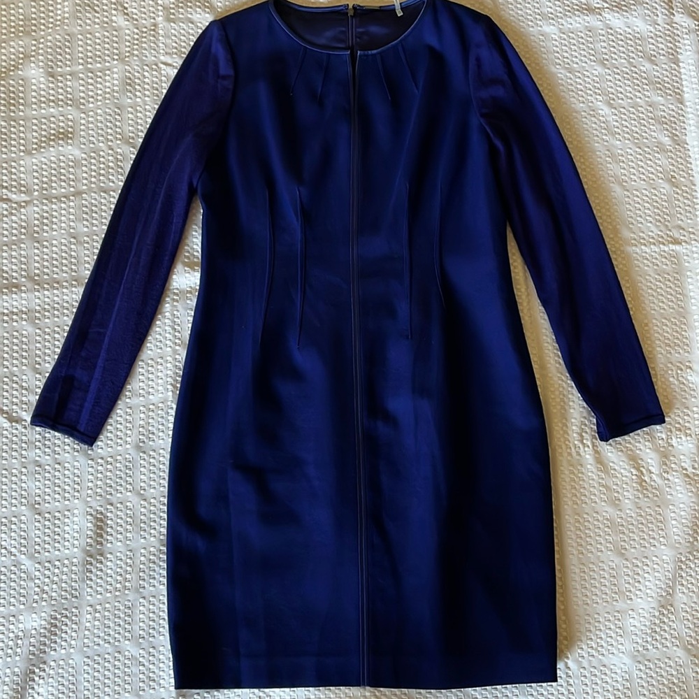 ELIE TAHARI Dress For Women           Beautiful color
